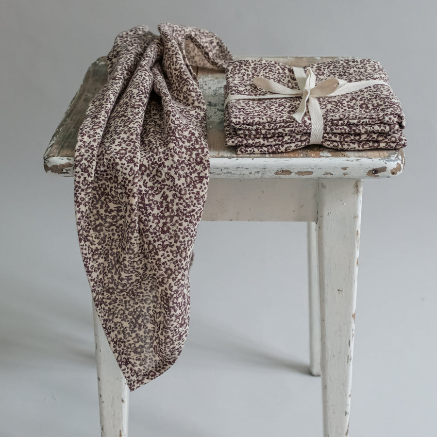 That's Mine Bora stofbleer 3-pak - Flores Red - 100% Organic cotton Buy Stofbleer||Udsalg||Alle||alt minus sløjfe||Spring25 here.