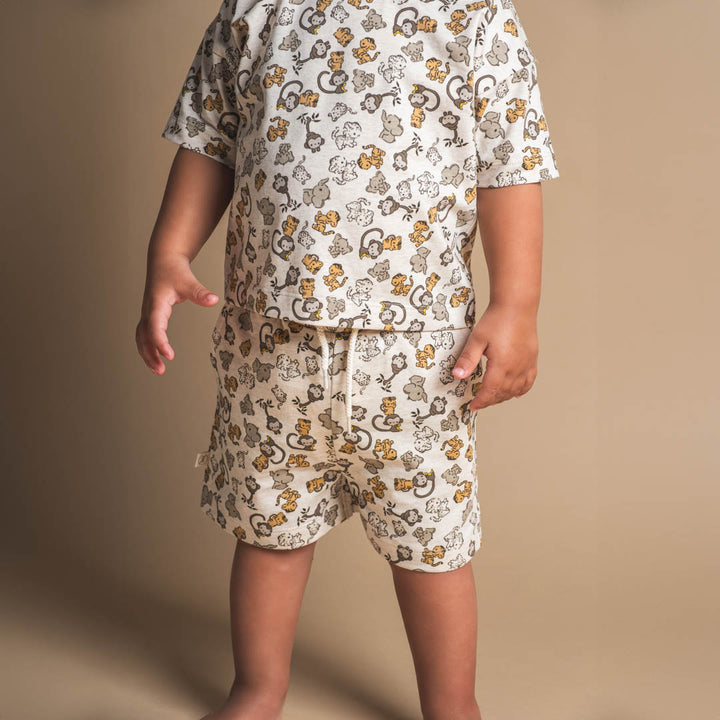 That's Mine Palle oversized t-shirt - Jungle friends - 95% Organic Cotton / 5% Elastane Buy Tøj||T-shirts||Overdele||Udsalg||Alle||Udsalg - tøj||Forår og sommer 2025||alt minus sløjfe||New in for the boys||New in for the little ones||Jungle friends||Udsalg - Forår & sommer '25||Summer Bundle||August bundle||mette-sale here.