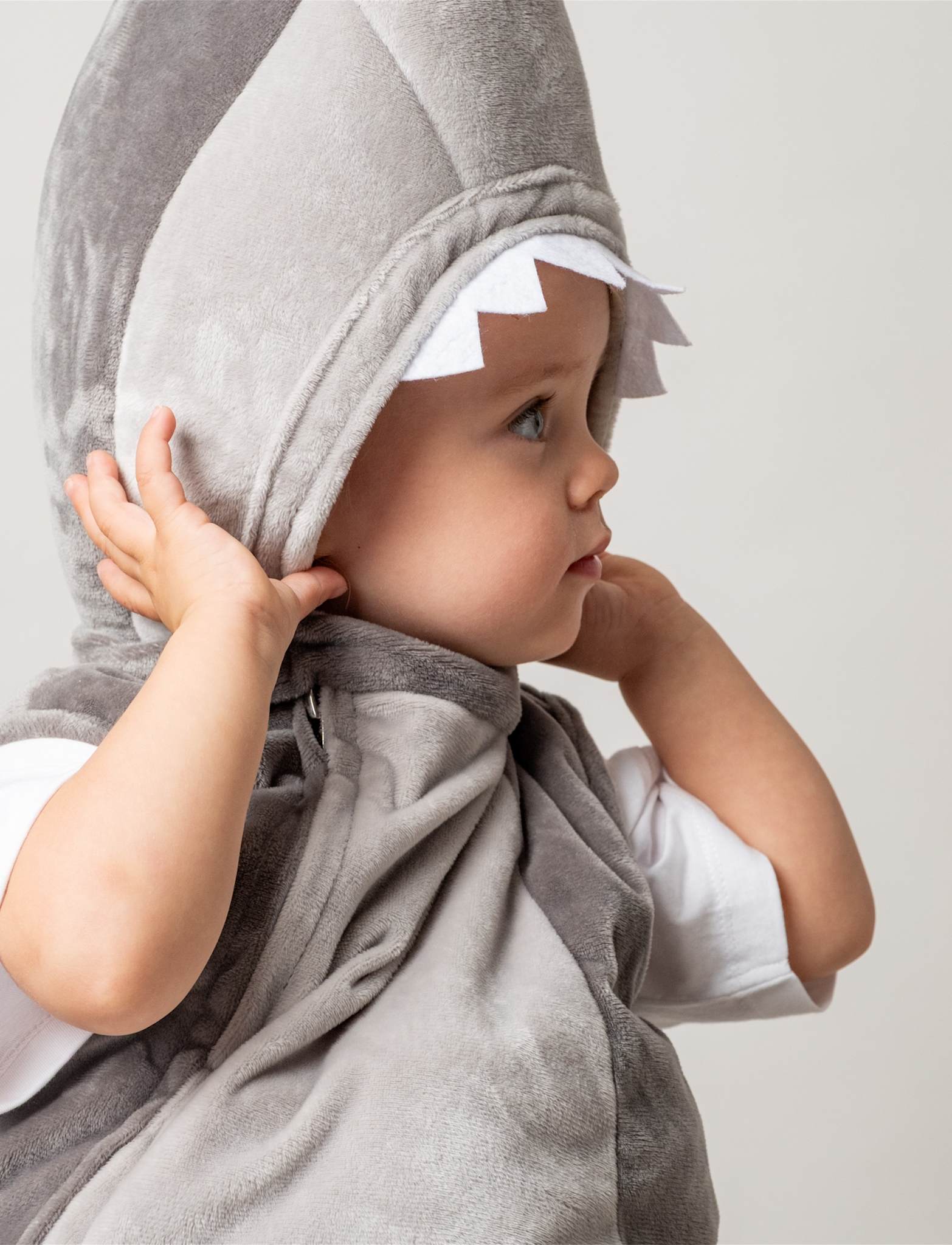 That's Mine Hank haj kostume - Silver Grey - Shell : 100% polyester / Lining: 100% cotton / Padding: 100% polyester Buy Legetid||Kostumer||Alle||Favoritter||personale||alt minus sløjfe||NOOS||mette-sale||Forår & sommer 2026||Orderly Emails - Recommended Products||All here.