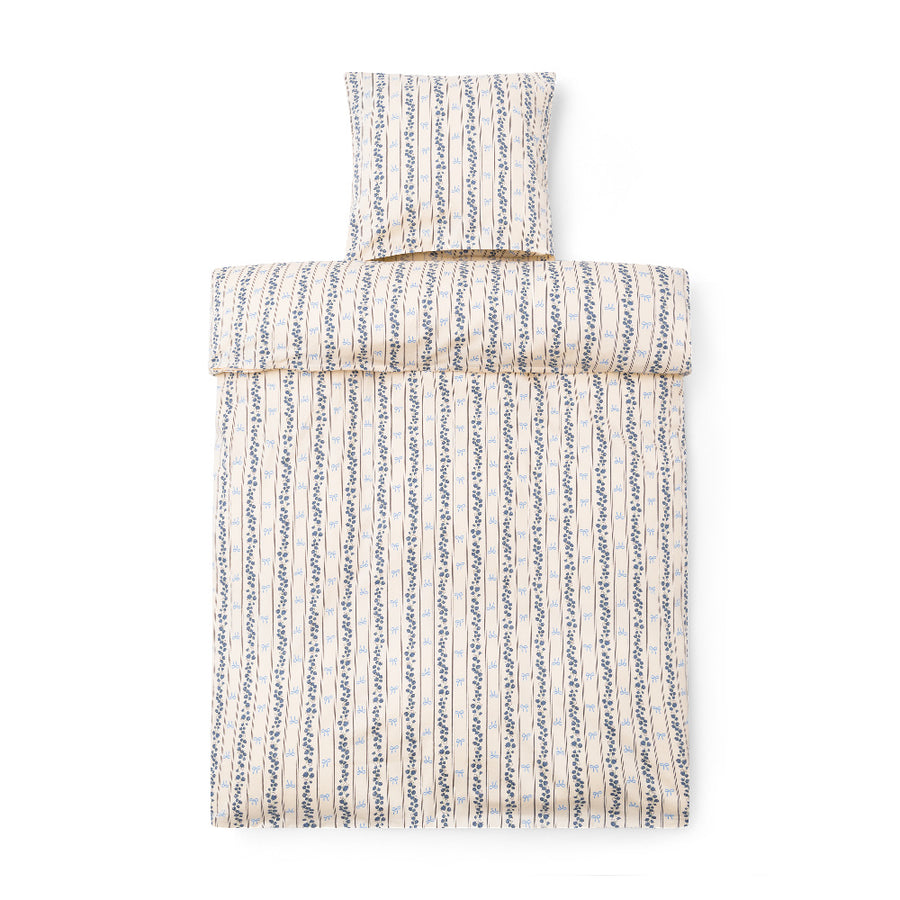That's Mine Levi sengetøj - Bell flower - 100% Organic cotton Buy Sovetid||Sengetøj||personale||AW25 here.