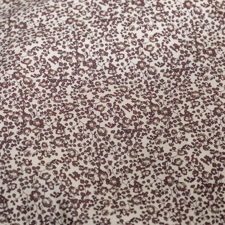 That's Mine Levi sengetøj - Flores red - 100% Organic cotton Buy Sovetid||Sengetøj||Udsalg||Alle||personale||Sengetøjstilbud||3 for 2||Udsalg - Sovetid||alt minus sløjfe||3 for 399||Online exclusive here.