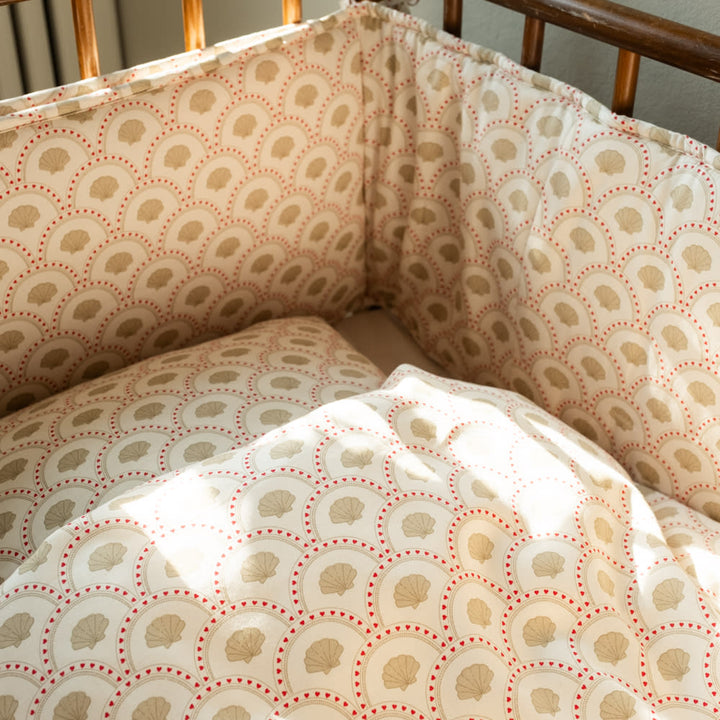 That's Mine Lotus sengerand - Block shell - 65% Organic cotton / 35% Recycled polyester Buy Sovetid||Sengerande||personale here.