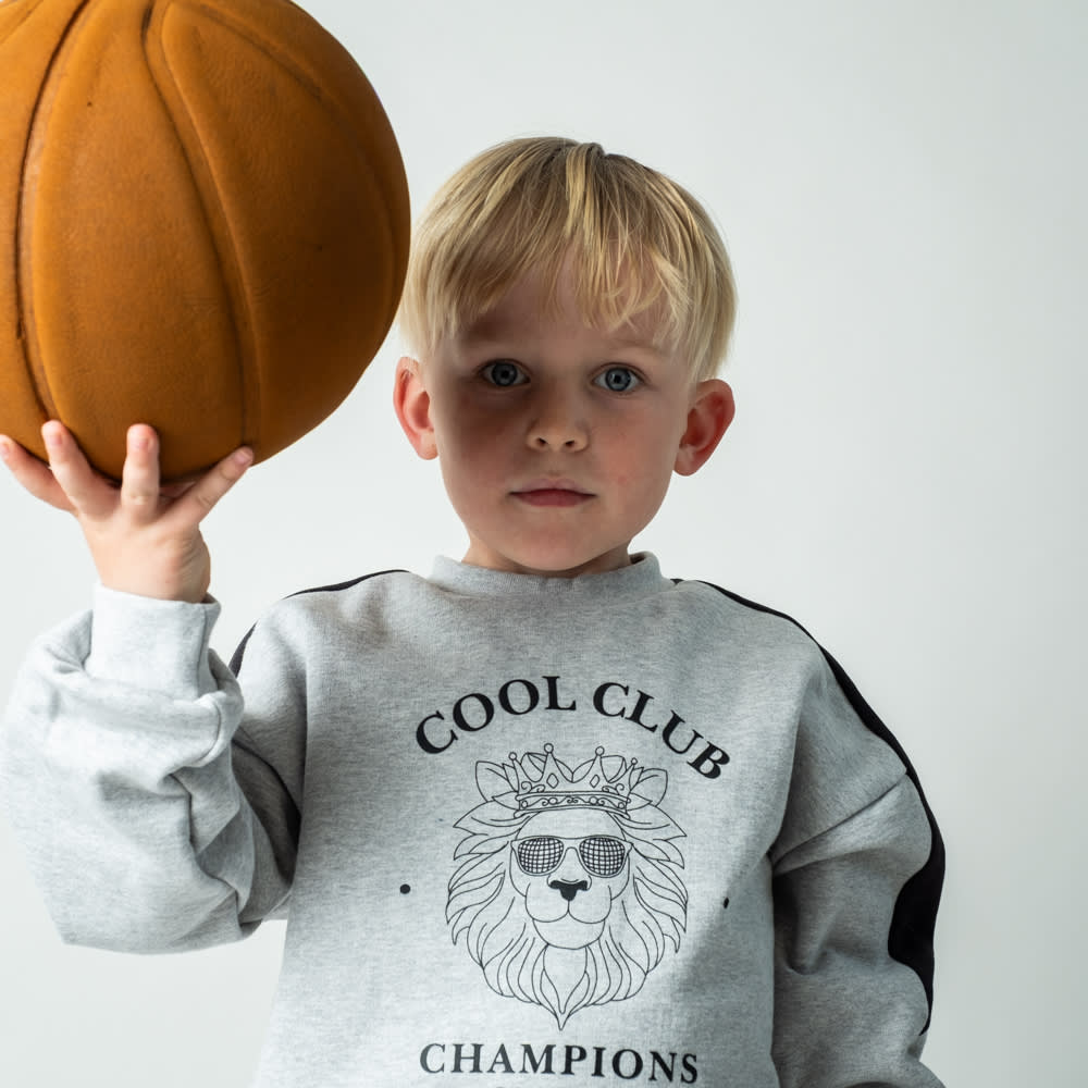 That's Mine Alexander sweatshirt - Cool club - 100% Organic cotton Buy Overdele||Sweatshirts||personale||Sweatsæt||Forår 2026 here.